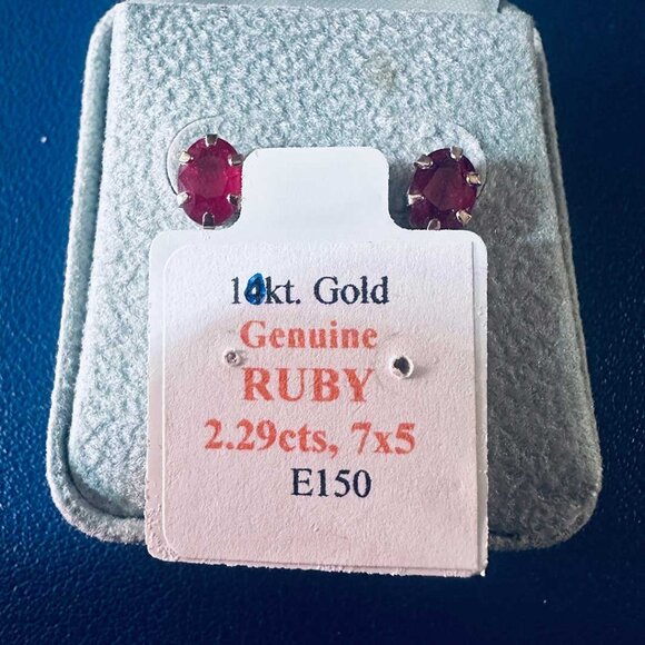 10K YG 2.29CTW Vibrant Pigeon Blood Tiffany Style 6-Prong Rubies. - Picture 4 of 4